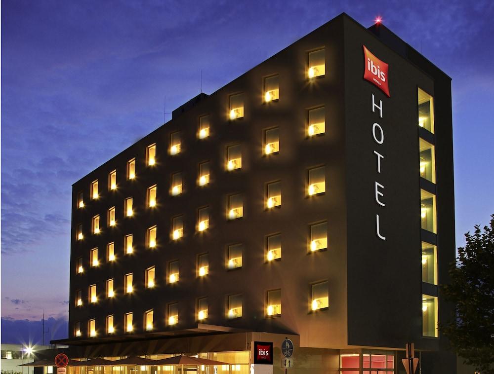 Ibis Hotel Friedrichshafen Airport Messe Exterior photo